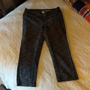 Lucy workout pants M